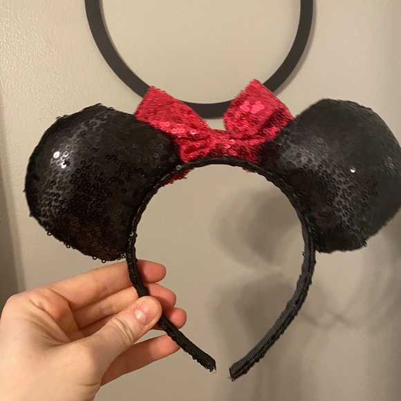 Minnie Ears - Picture 2 of 2